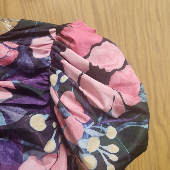 H&M Gathered Puff-sleeved Blouse Blouse Colorful Floral Print Sz M. NWOT - Picture 6 of 14